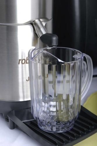 Dzbanek z poliwęglanu