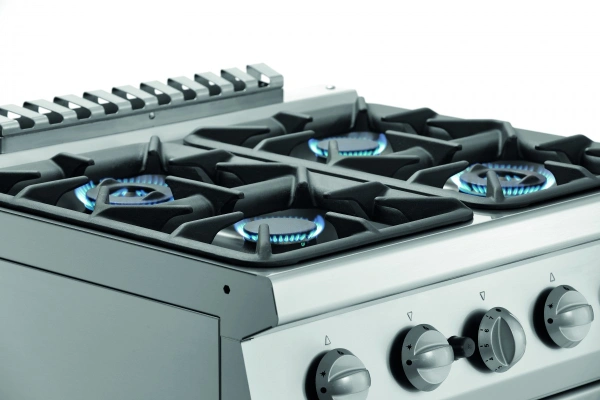 Kuchnia gazowa 4-palnikowa z piekarnikiem gazowym GN 2/1