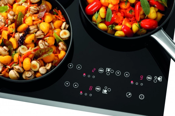 Kuchenka indukcyjna nastawna 3 pola grzewcze 3,4kW | Bartscher IK 3342