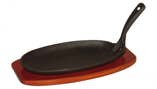 Półmisek żeliwny z podstawą drewnianą Stalgast