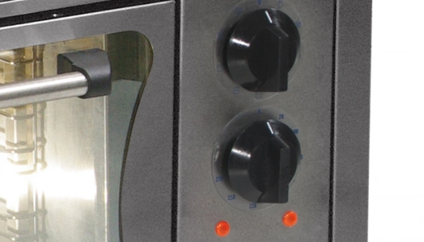 Trzon 4-palnikowy na gaz z piekarnikiem elektrycznym