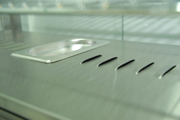 Nablatowa witryna grzewcza ze skośną szybą 900x500x715 mm | COLD NG-1