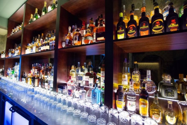 17 Schodów Cocktail Bar - Szczecin, ul. Targ Rybny